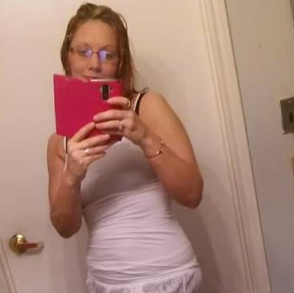 BEWARE Of Brandi Henricks THIEF! - Picture 4 of 8